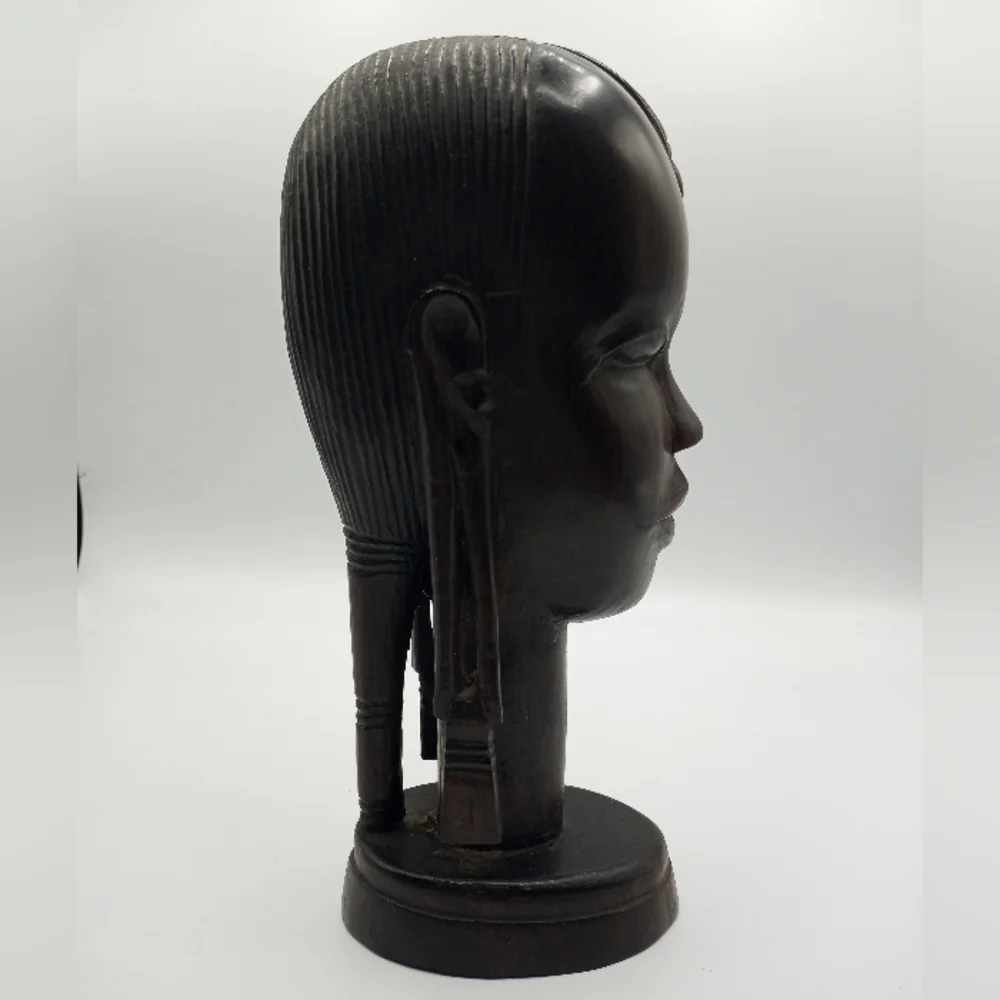 Vintage hand carved African tribal statue - Picture 2 of 8